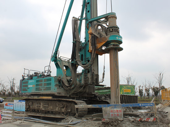 全国第一条智慧高速,为何认准山河智能旋挖钻机施工?