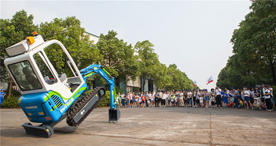 这个夏天,亲子玩转山河智能“三栖”装备