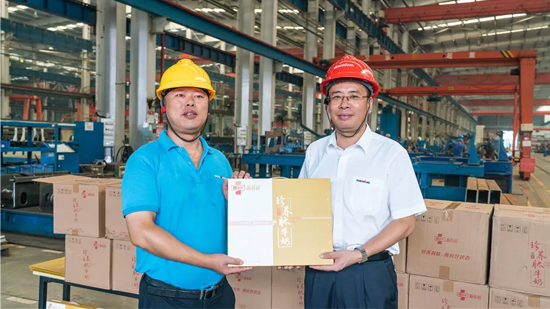 万力集团“送清凉”活动,慰问一线员工