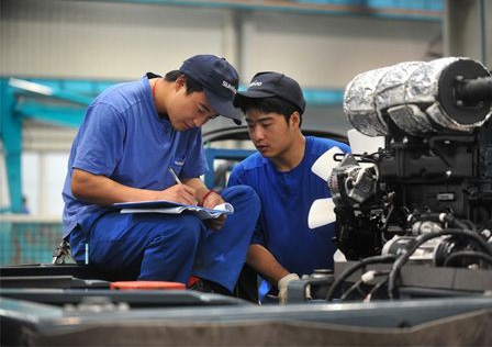 25.jpg 新华社报道:山河智能蝉联全球工程机械50强