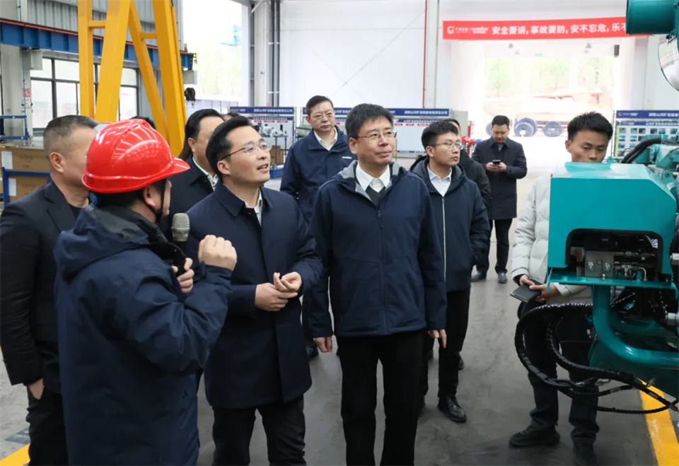 蒋红波走访调研山河智能