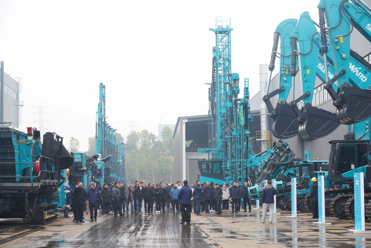 启新程，向未来！山河矿岩揭牌庆典暨新春发货仪式圆满举行