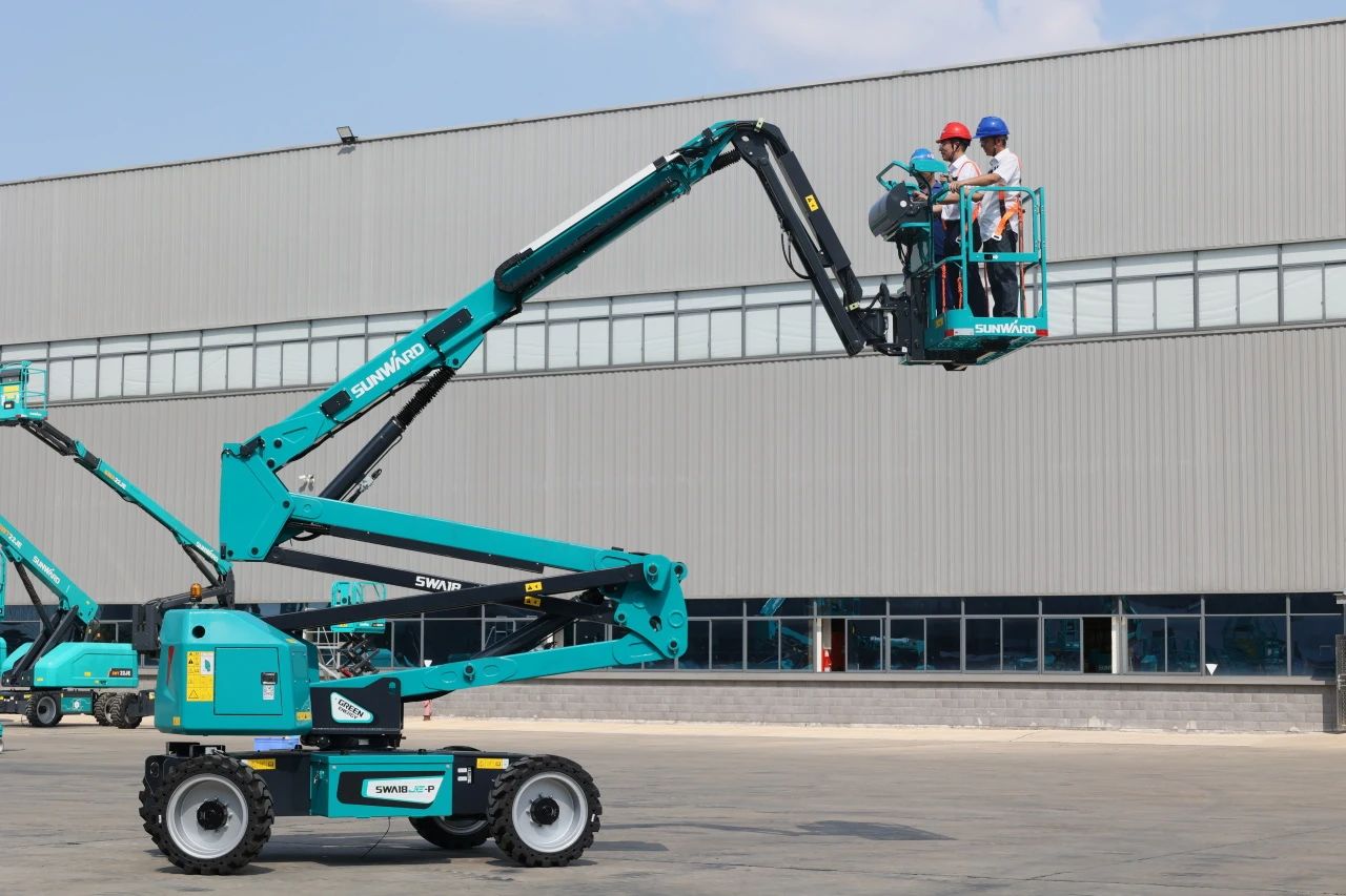 高可靠、高安全、高性能！山河智能新一代P系列电动臂式高空作业平台成功下线