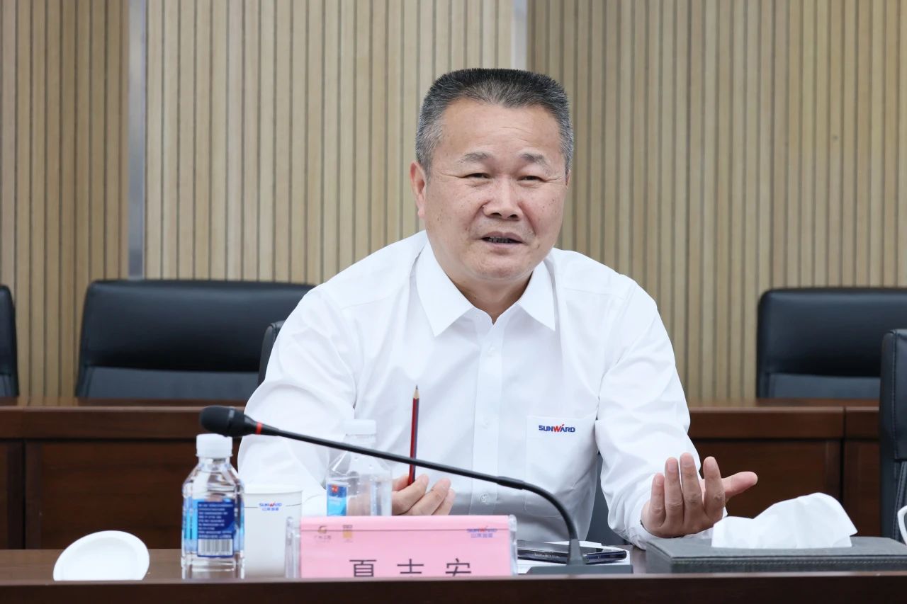 共促中国制造扬帆海外！中国出口信用保险公司到访山河智能