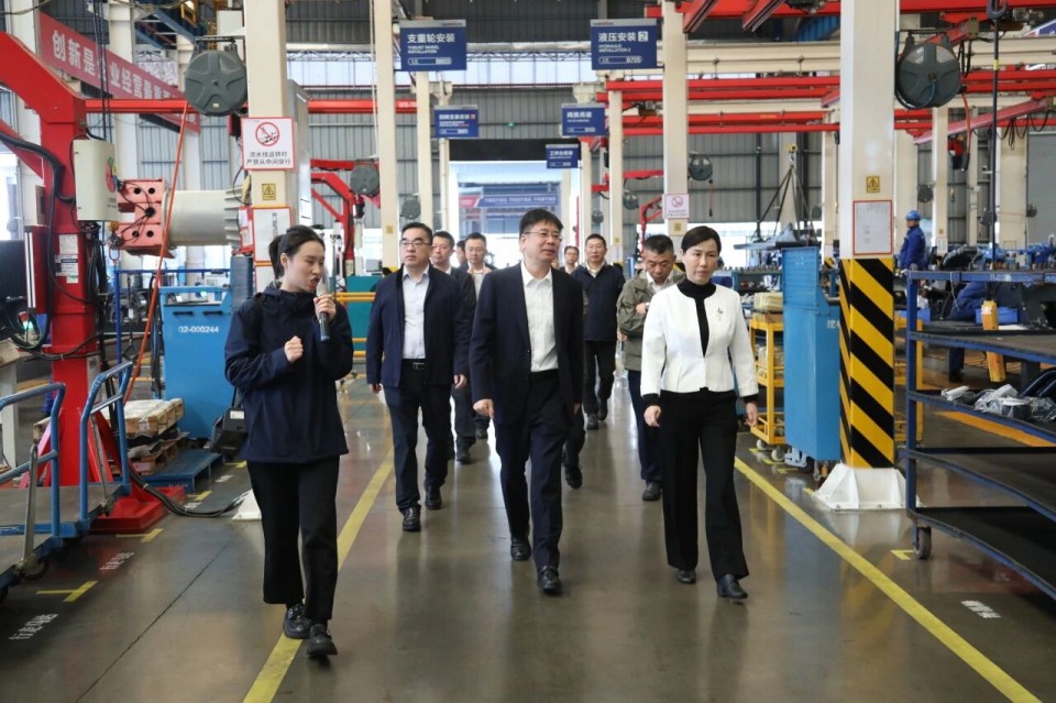 聚焦应急装备研发生产，共探实战适配新路径——广州市应急管理局党委书记、局长叶芳调研山河智能