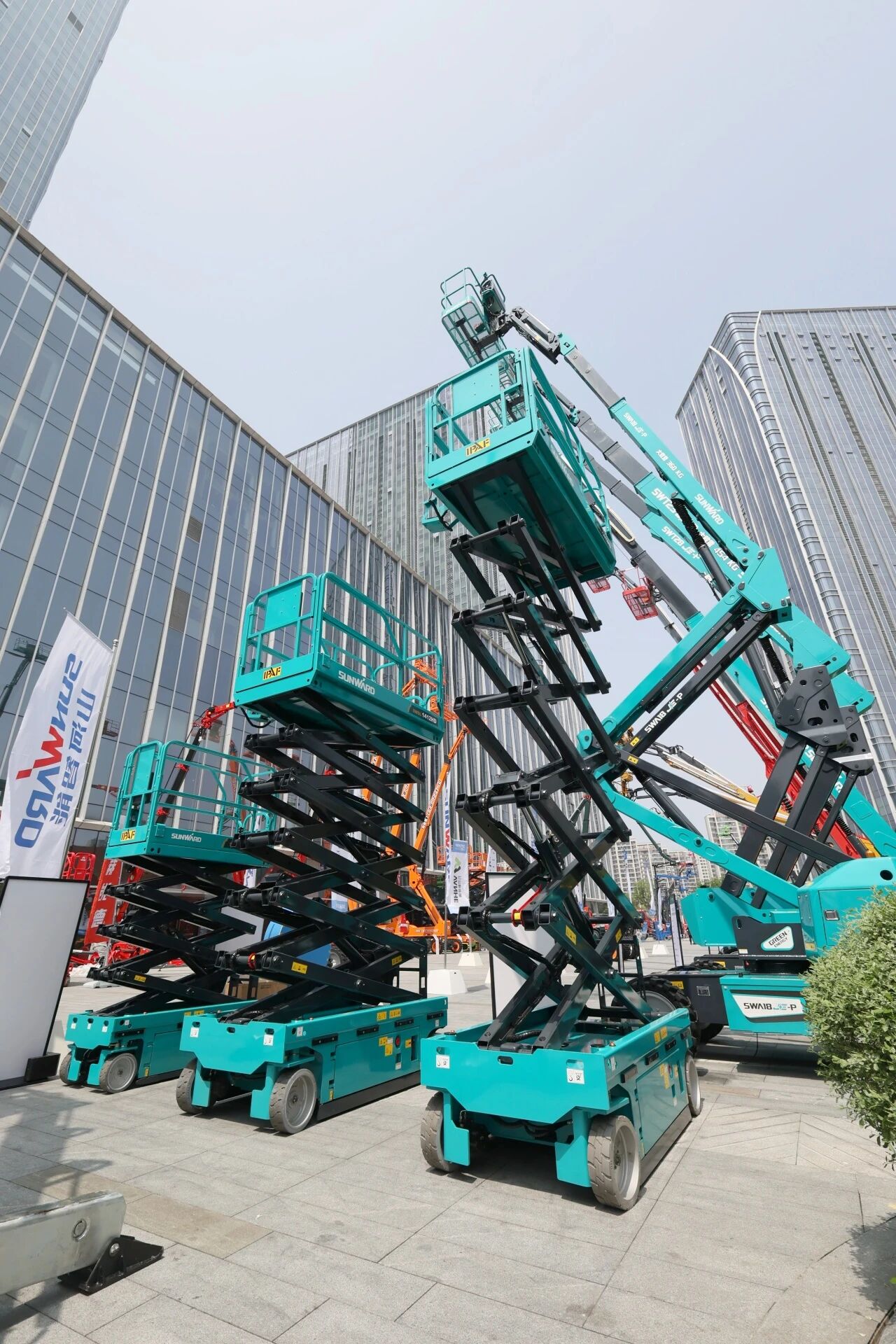 山河智能亮相第十届全国高空作业平台租赁大会